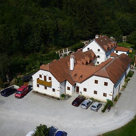 Pension Kadlcuv Mlyn Brno Extérieur photo