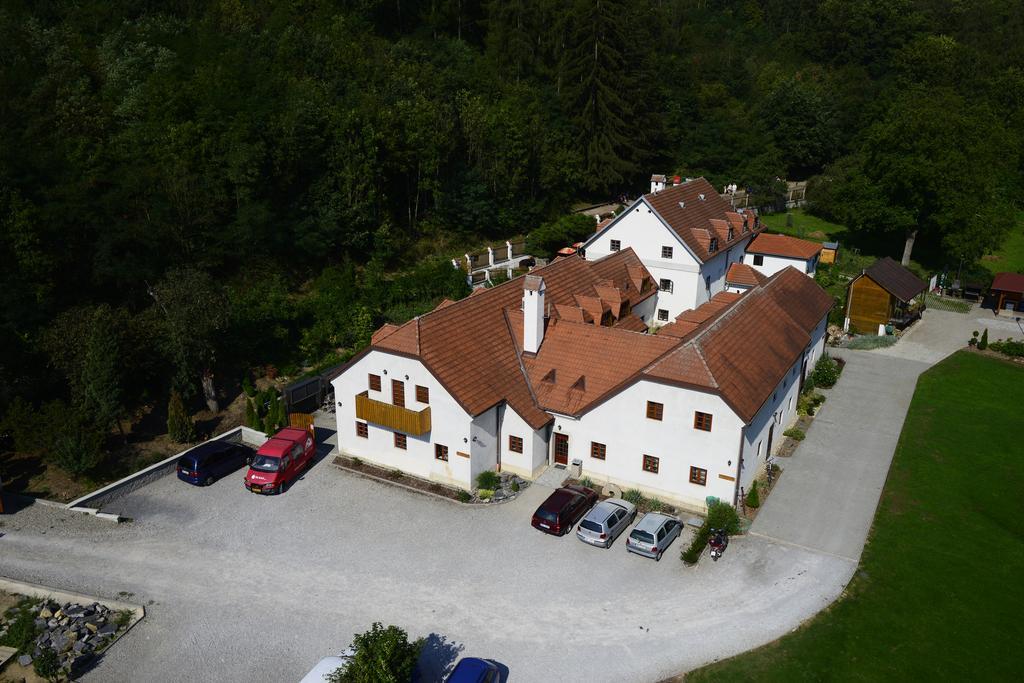 Pension Kadlcuv Mlyn Brno Extérieur photo